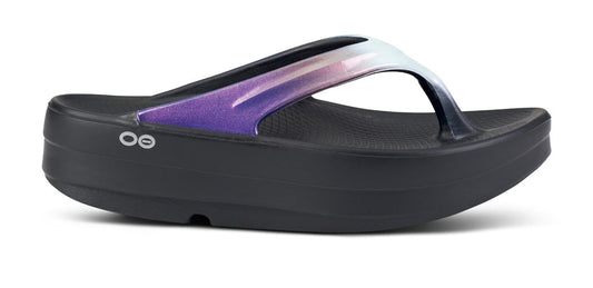 Women's OOmega OOlala Luxe Sandal - Calypso lateral view