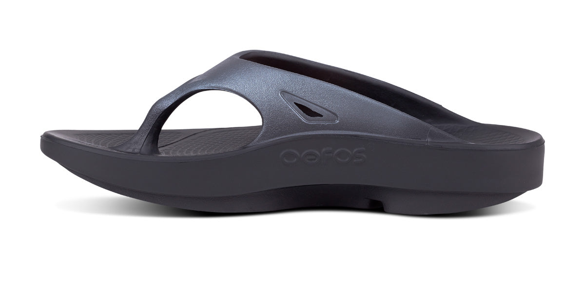 Women's OOriginal Sport Sandal - Graphite - OOFOS front view