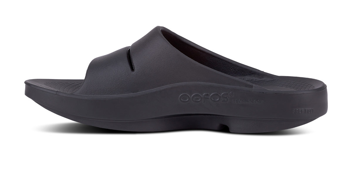 Women's OOahh Slide Sandal - Black - OOFOS medial view
