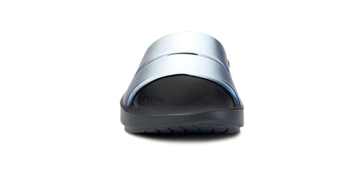 Women's OOahh Luxe Slide Sandal - Frost front view