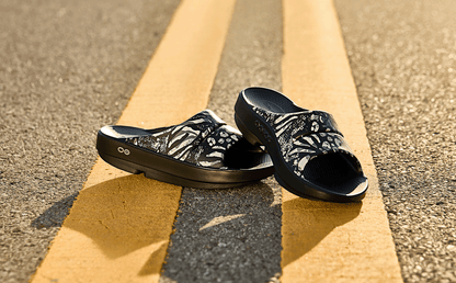 Women's OOahh Limited Slide Sandal - Combo Camo product on Centre lines on road | lifestyle
