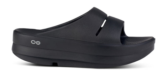 Women's OOmega OOahh Sandal - Black lateral view
