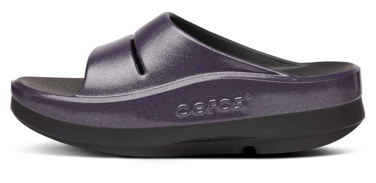 Women's OOmega OOahh Stacked Sandal - Amethyst Sparkle medial view