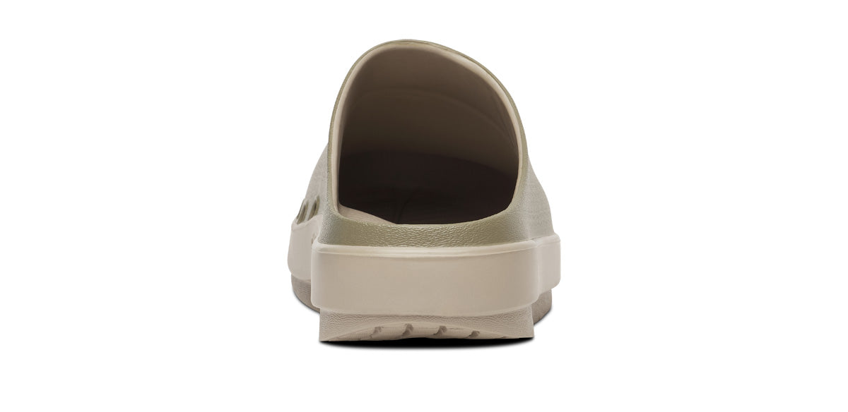 OOcloog Luxe Clog - Foliage back view