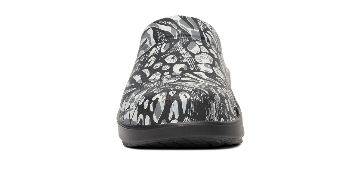 Women's OOcloog Limited Edition Clog - Combo Camo front view
