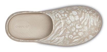 Women's OOcloog Limited Edition Clog - Nomad Combo Camo top view