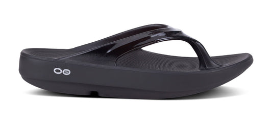 Women's OOlala Sandal - Black - OOFOS lateral view