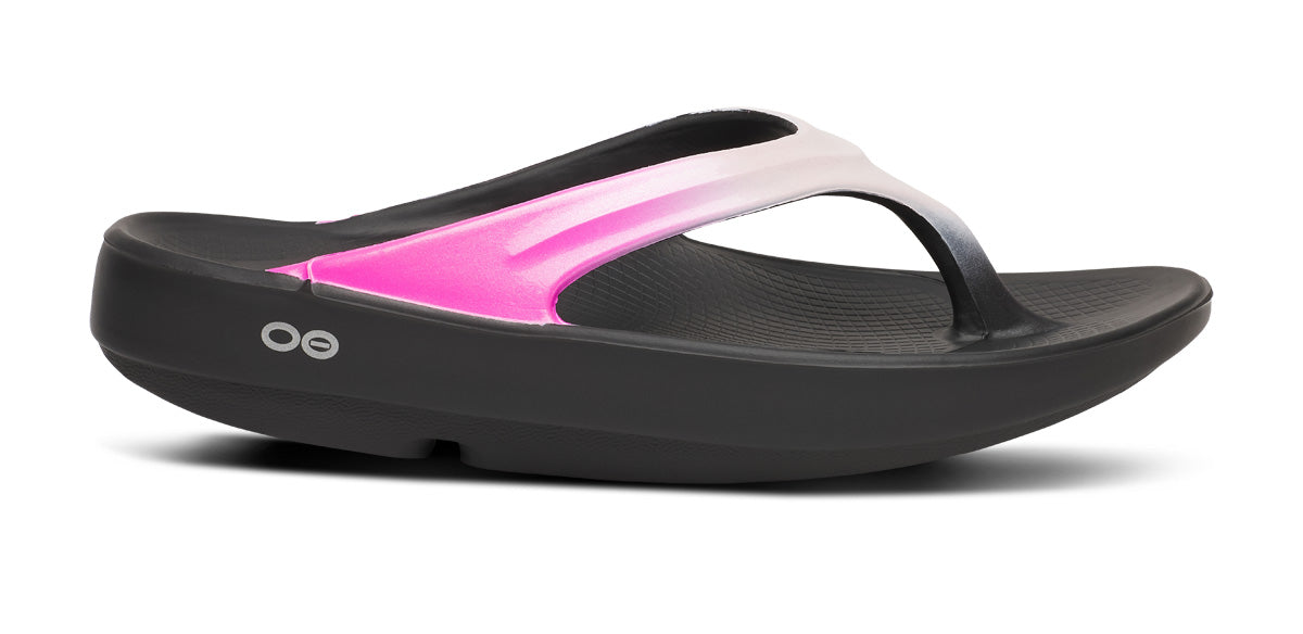 Women's OOlala Luxe Sandal - Frosted Fuchsia lateral view
