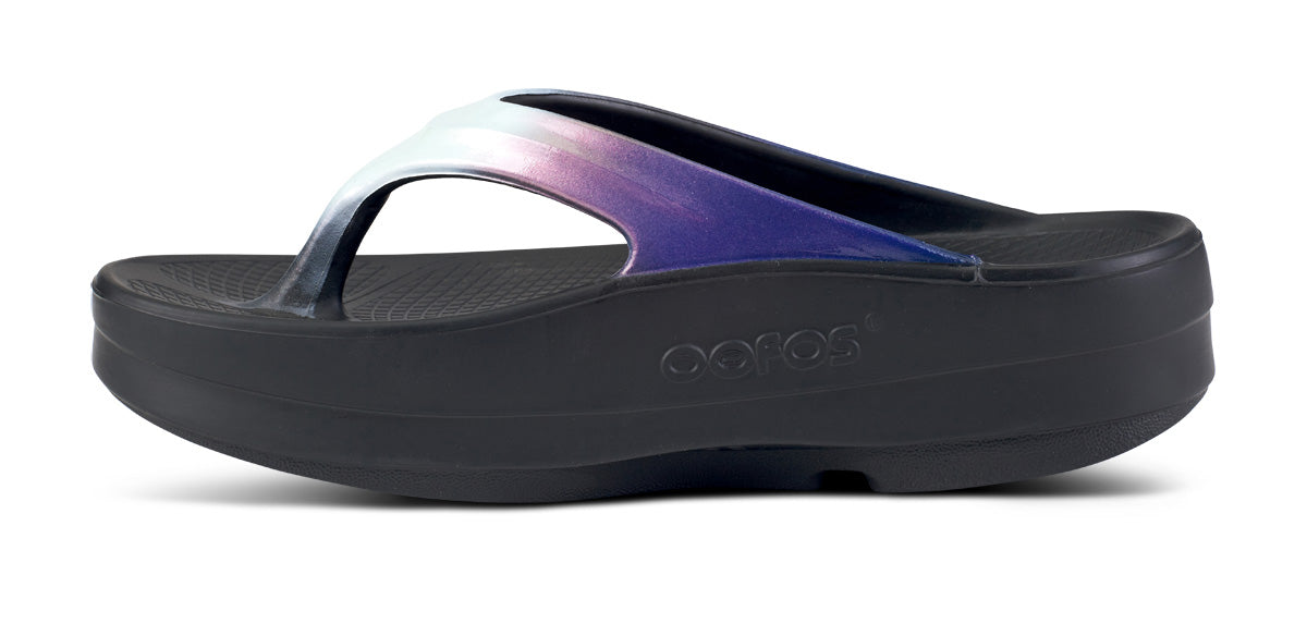 Women's OOmega OOlala Luxe Sandal - Calypso medial view