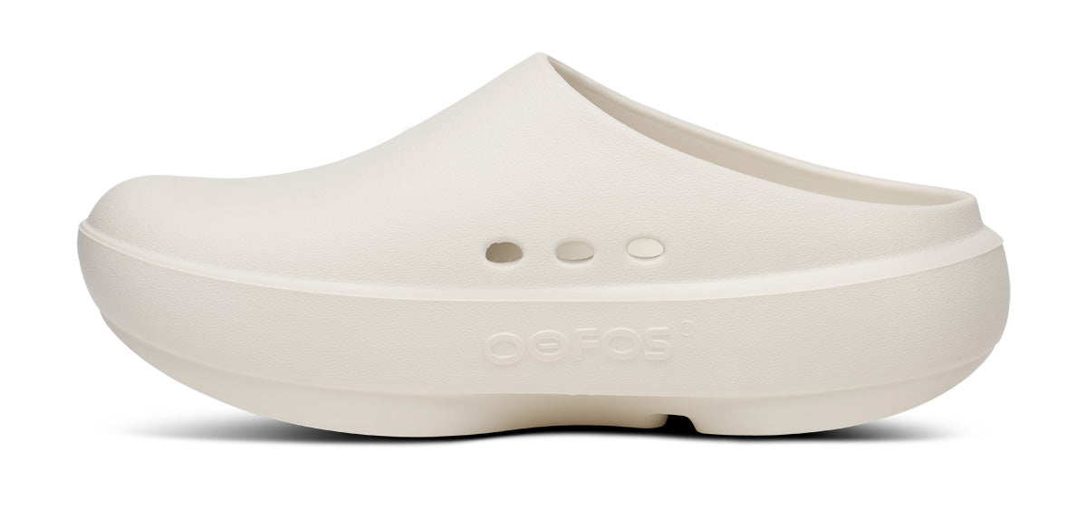 OOcloog PLUS Clog - Chalk medial view
