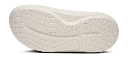 OOcloog PLUS Clog - Chalk bottom view