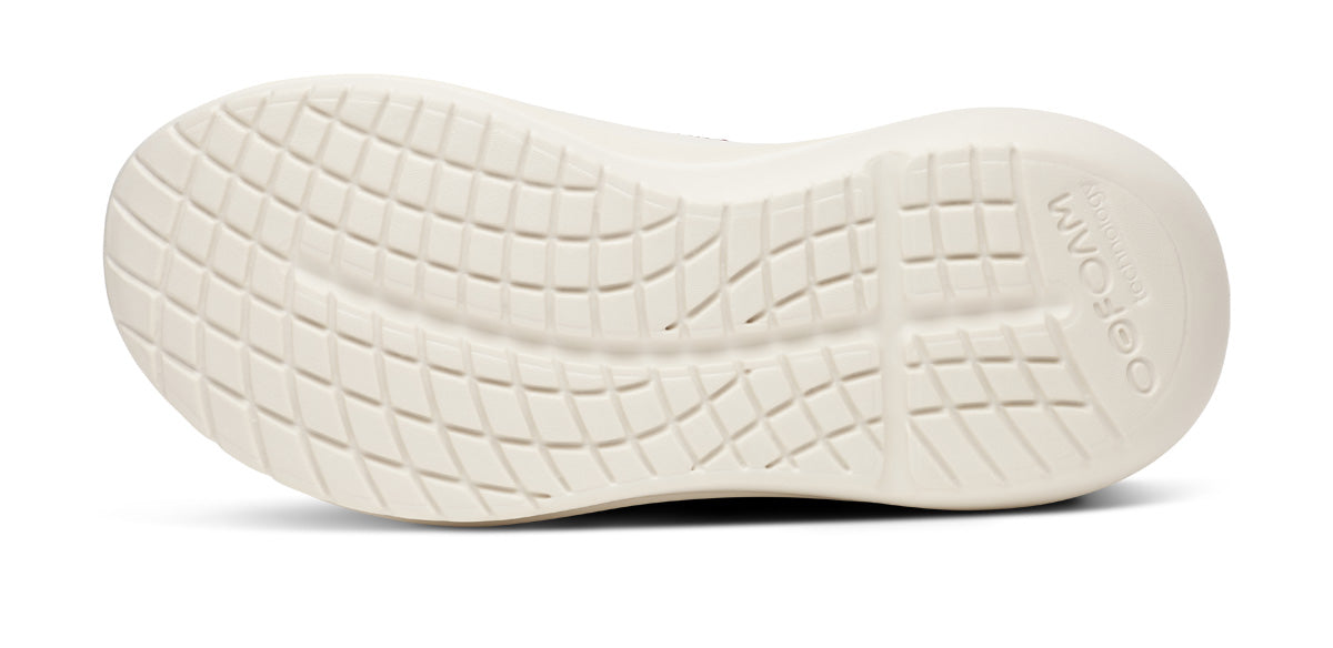 Women's OOmy Zen - Mulberry bottom view