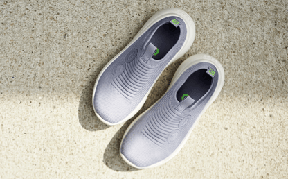 Women's OOmy Zen - Spacedust top view of product on pavement | lifestyle