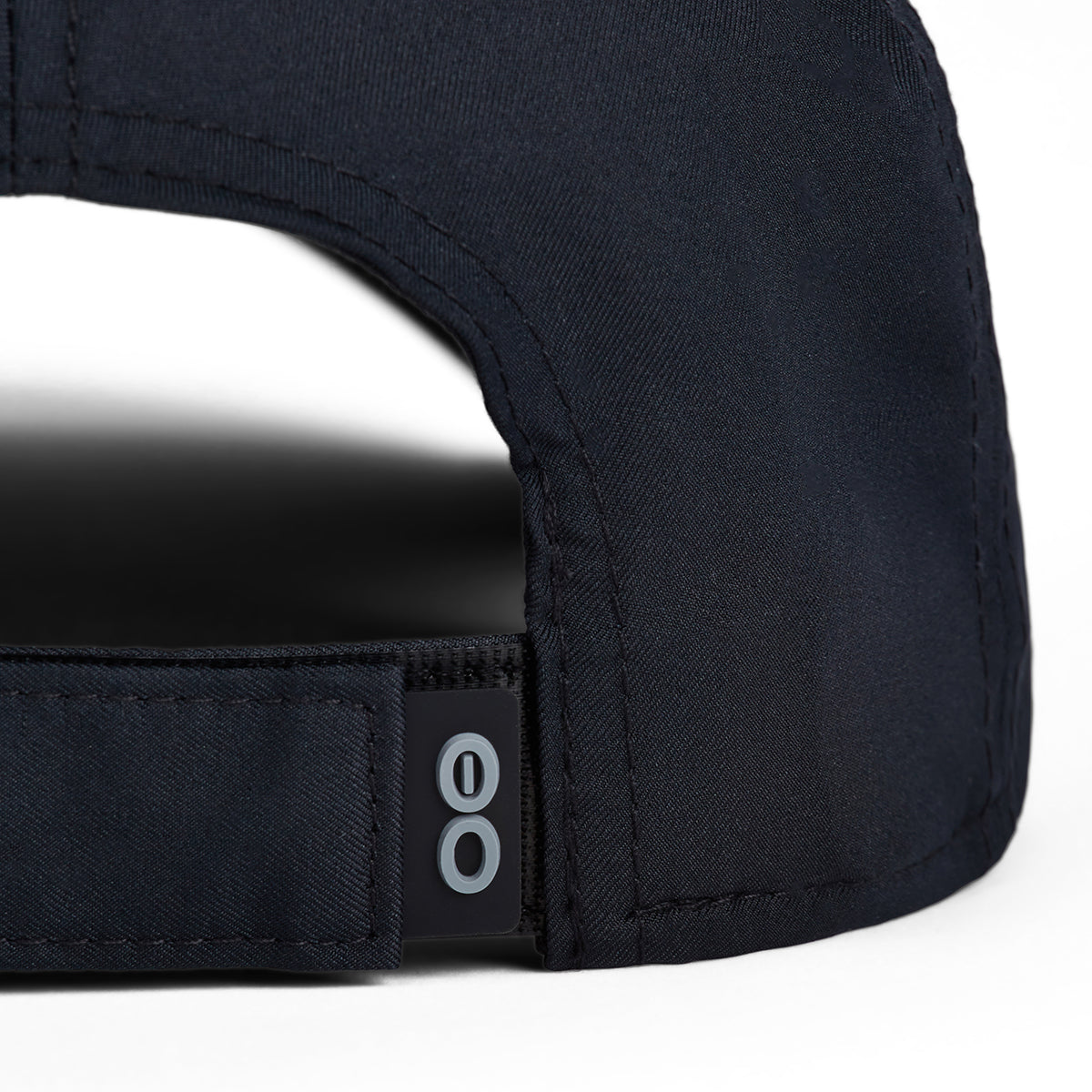 cOOl down Cap Unisex - Black close up of back strap