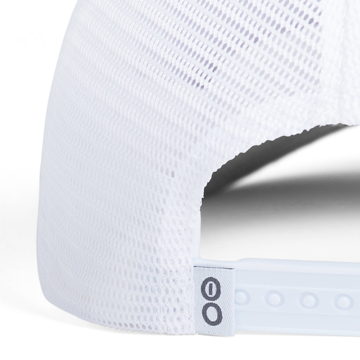 OOsnap Cap Unisex - White Gray close up of snap back