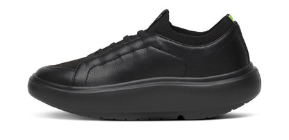 Men's Club+ Black Black medial view