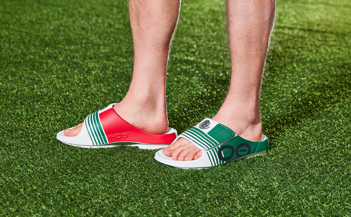 mexico sport flex slides worn on grass | lifestyle