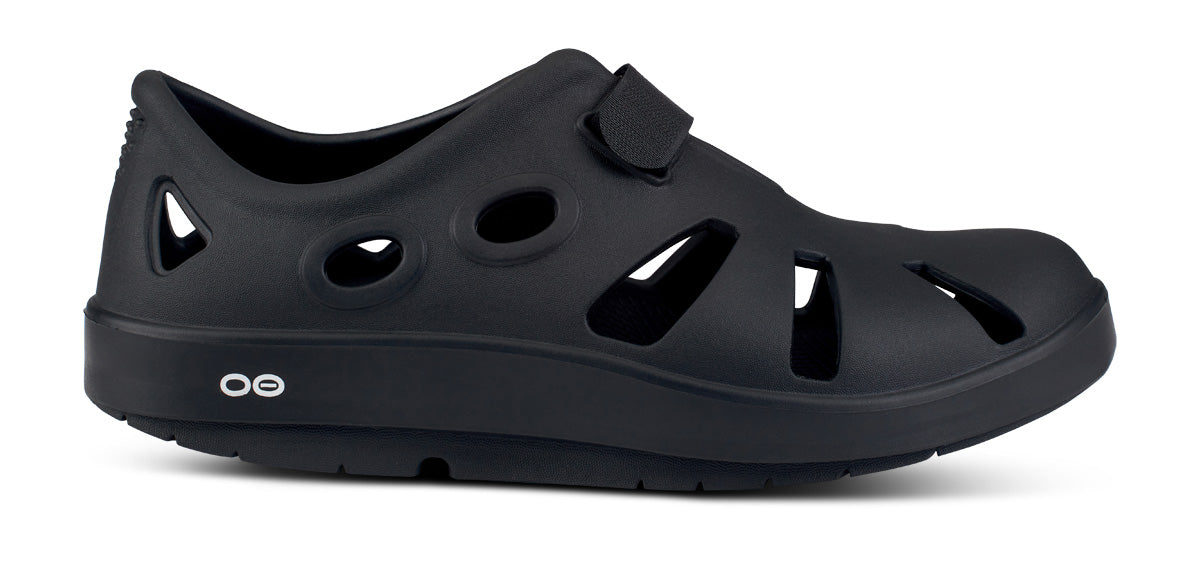 Women's OOcandoo Sandal - Black lateral view