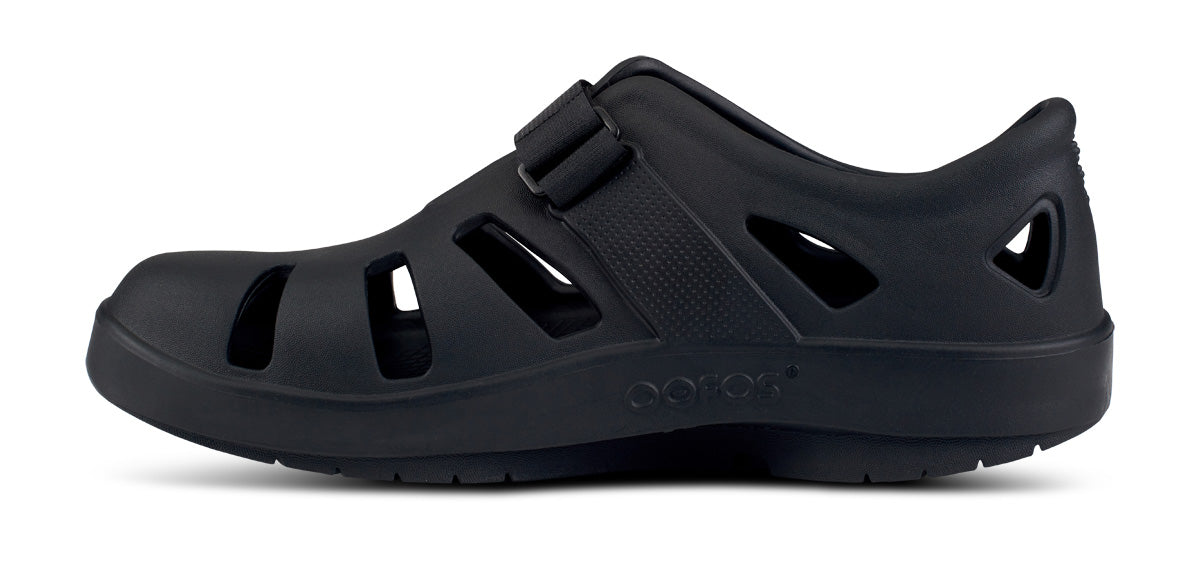 Men's OOcandoo Sandal - Black medial view