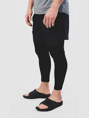 Men's OOahh Sport Slide Sandal - Black Matte model standing in shoes