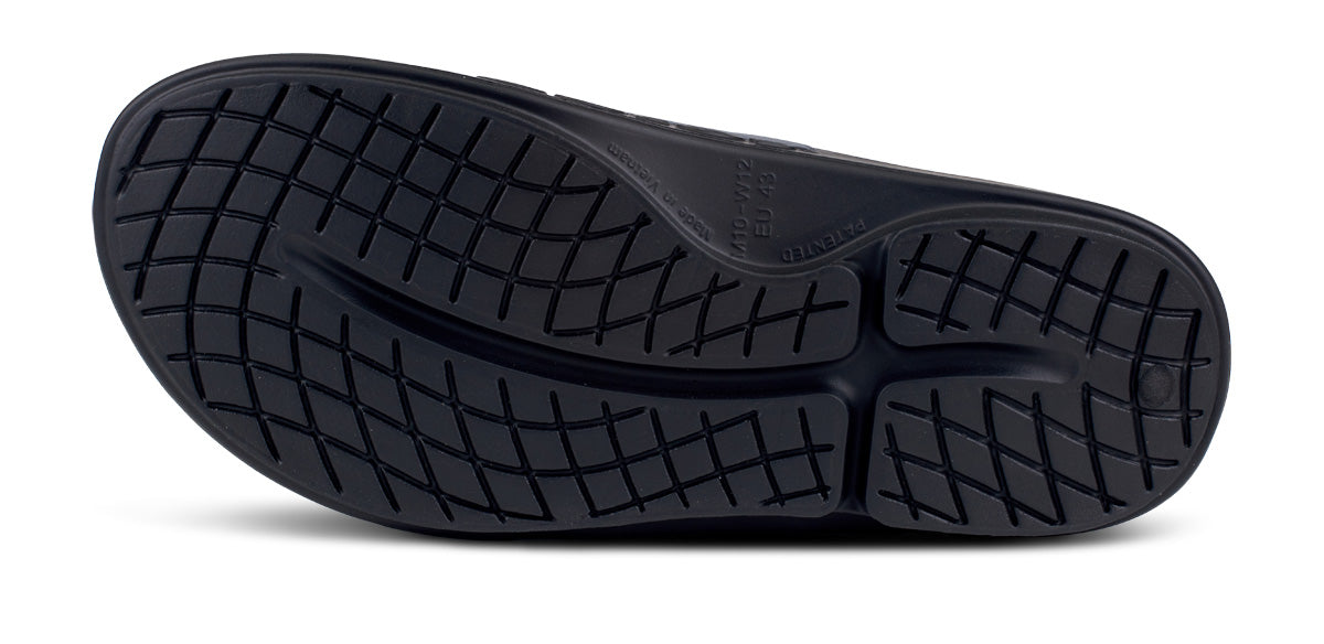 Women's OOahh Sport Flex Sandal - Black Camo bottom view