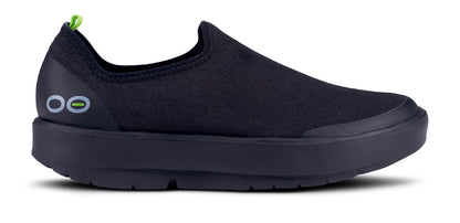 Women's OOmg eeZee Low Shoe - Black lateral view